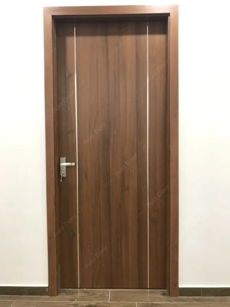 Cửa gỗ nhựa Composite soi chỉ PDC06 tại nhà khách ở Dịch Vọng Hậu